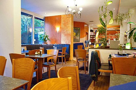Cafe Innen 2